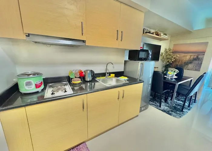 Aparthotel In Boni Mrt Station Near Shaw, Ortigas And Makati *